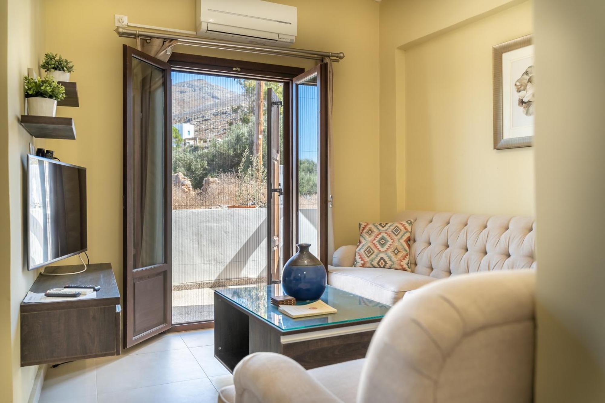 Theoxenia Kasos Luxury Apartments Panagia  ภายนอก รูปภาพ